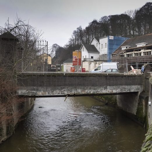 Brug op Leeuwterrein eindelijk in gebruik